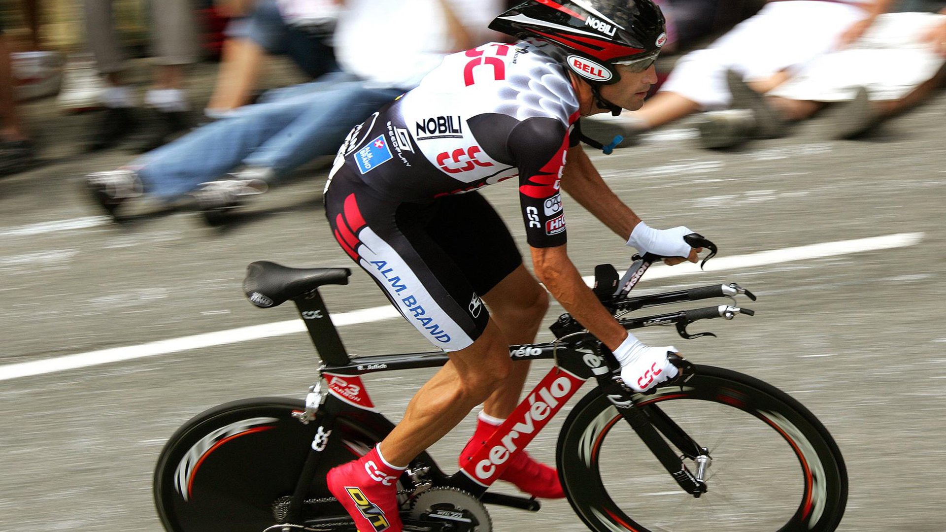 极端环境之战：高海拔、荒漠、冰雪的多重考验，极端环境生物