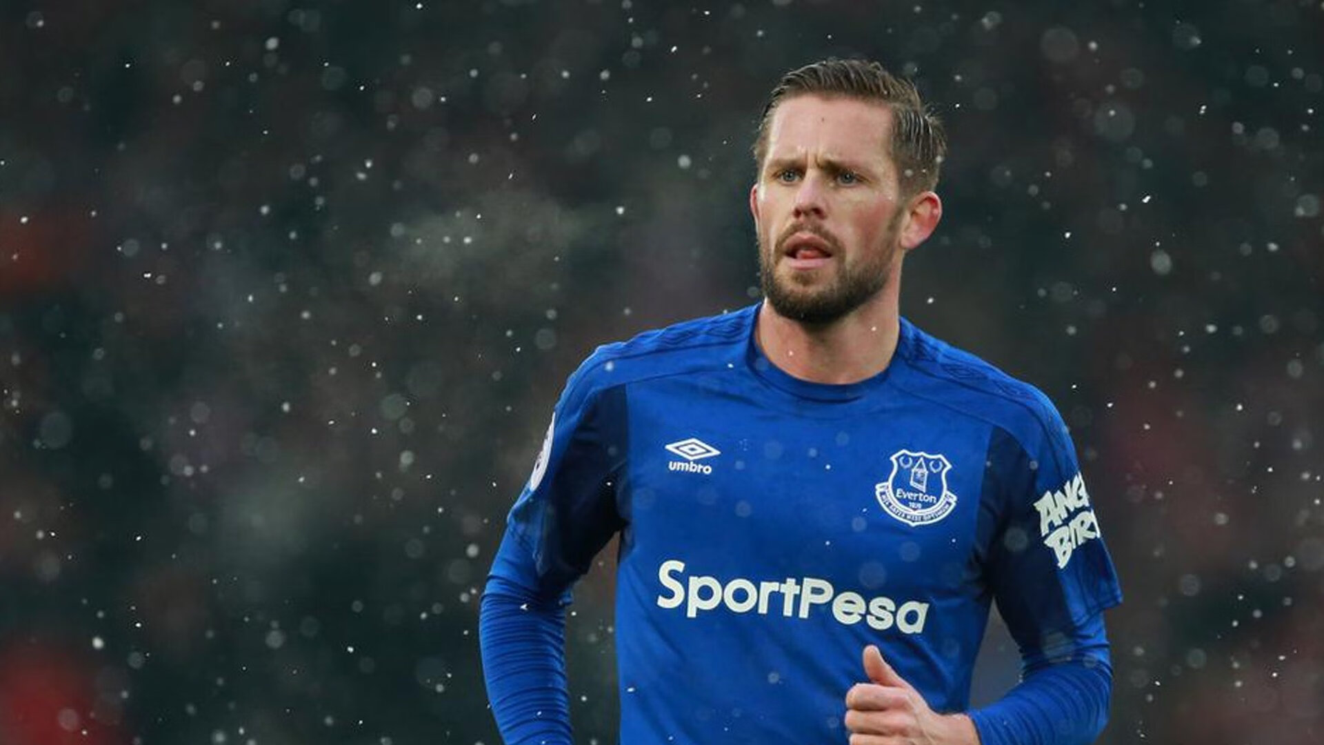 超级杯激战正酣，广州队逆转夺冠，超级杯激战正酣,广州队逆转夺冠